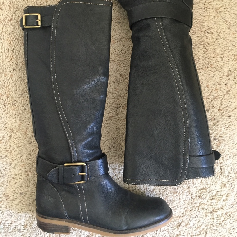Lucky leather boots